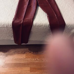 This Stunning 100% leather pants